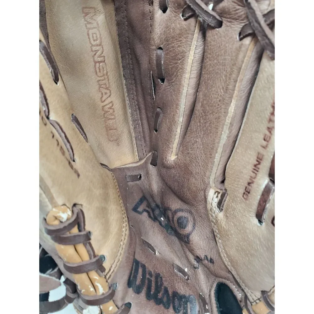 Wilson Baseball Softball Glove AO 440 115 BR Right Hand 11‎ 1/2 inch
